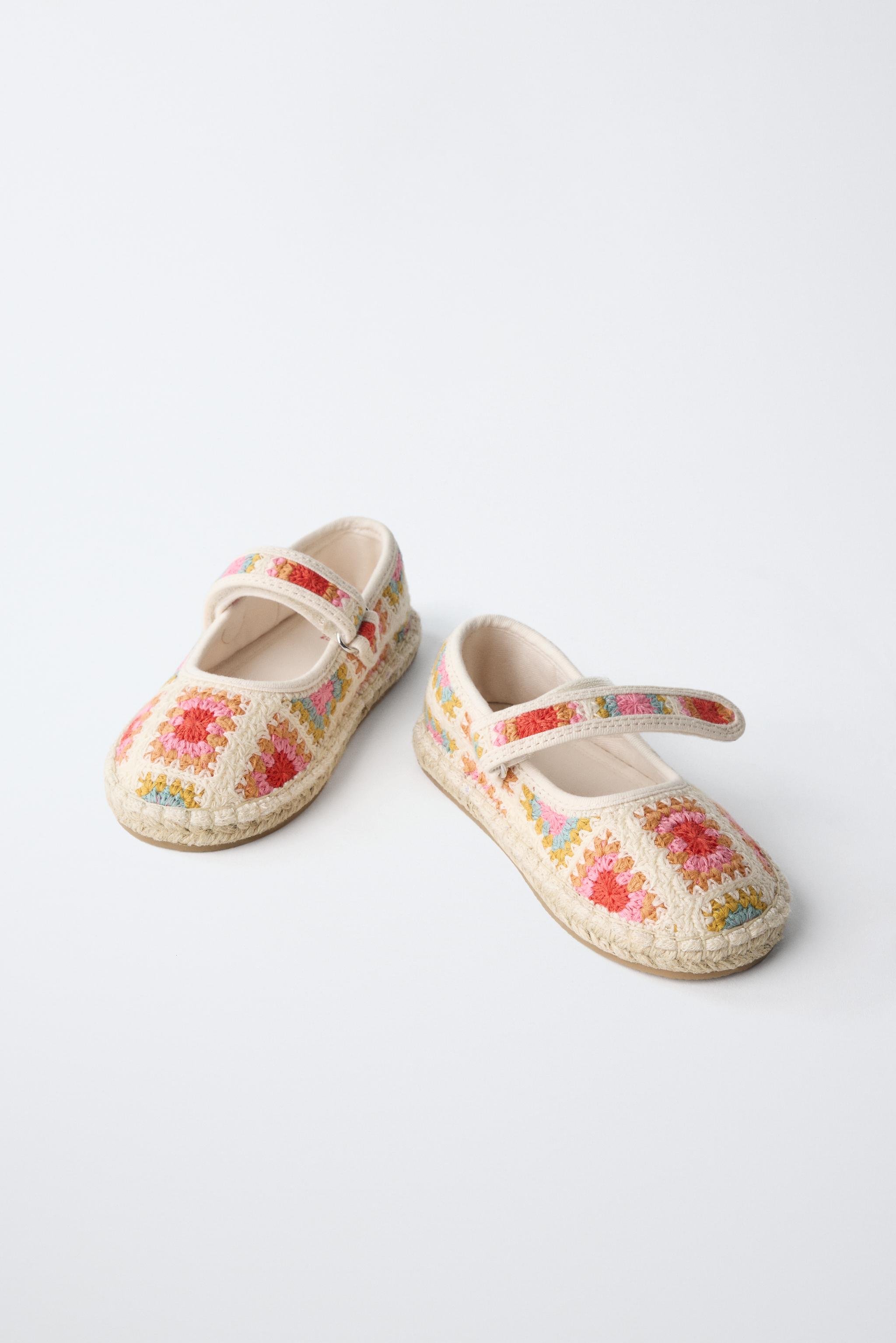 CROCHET EFFECT BALLET FLATS